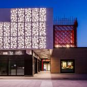 Porcelanosa for Centro Borgo, Bologna