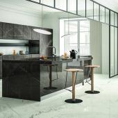 Pietra Grey: the marble effect stands out in the kitchen